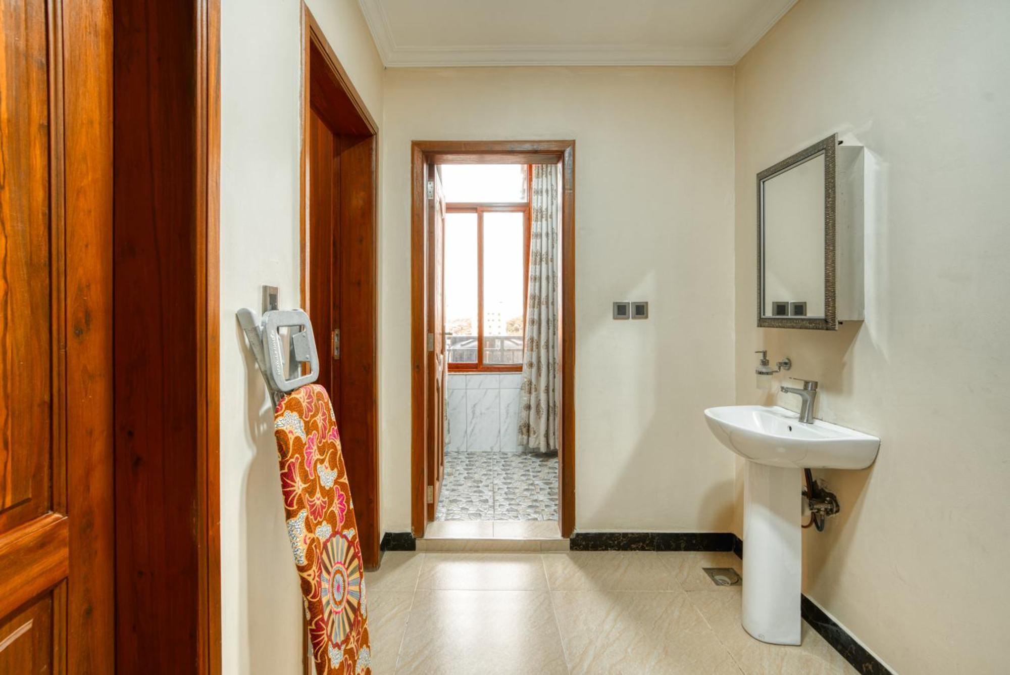Kibo Palace Apartments Arusha Bilik gambar